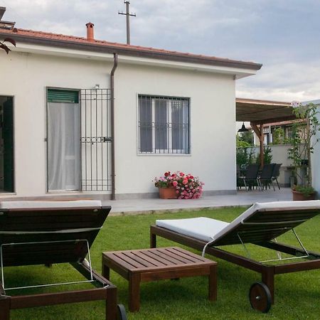 Macchia Home Marina Di Carrara Bagian luar foto